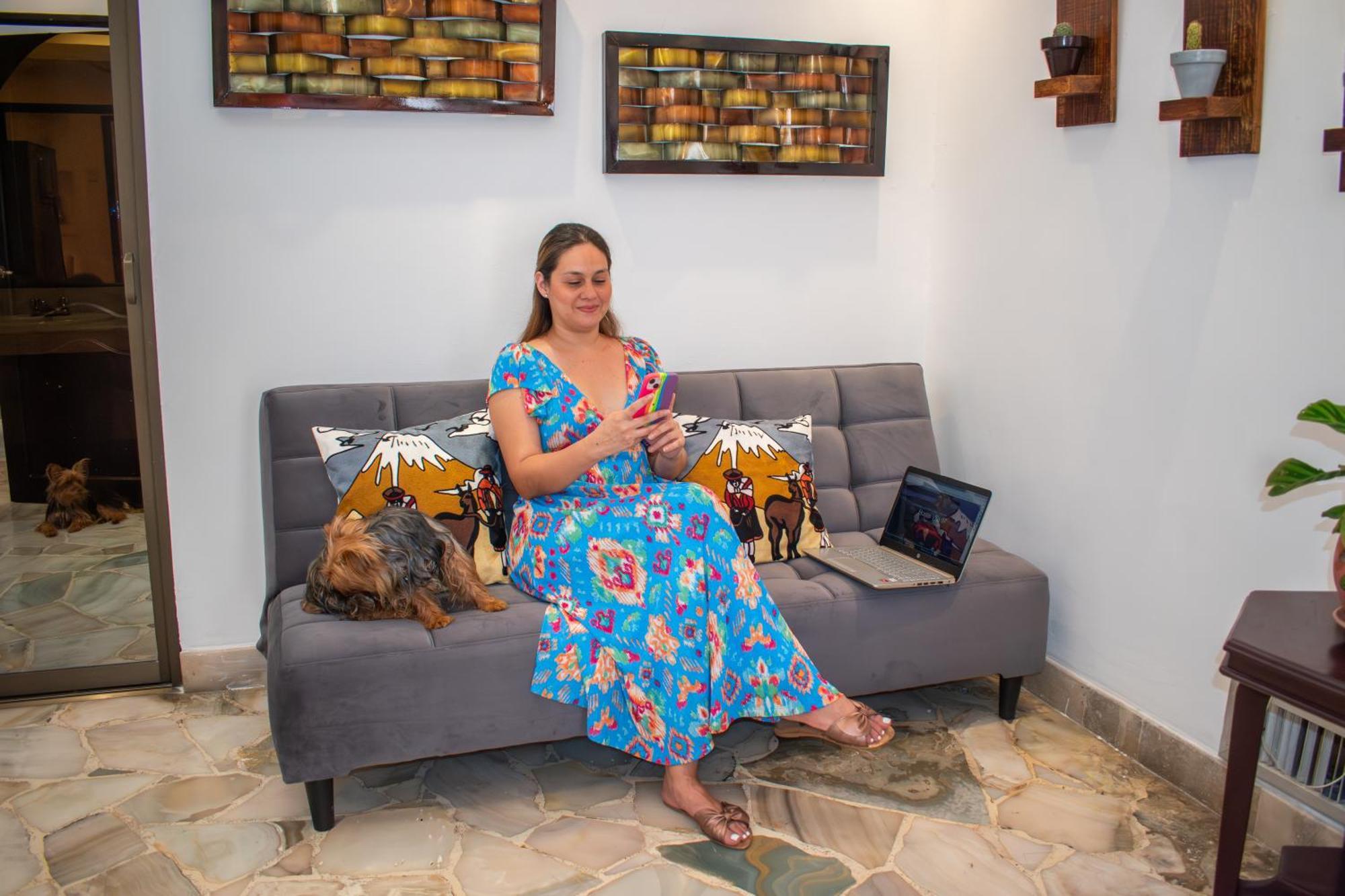 Villa 97 hostal económico cerca al Aeropuerto Guayaquil Exterior foto